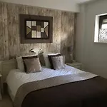Casa Holandaluzas Near Beach, With Salt Water Pool And Private Parking 아파트