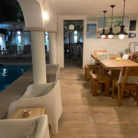 דירה Casa Holandaluzas Near Beach, With Salt Water Pool And Private Parking