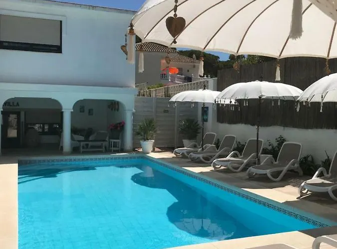 Casa Holandaluzas Near Beach, With Salt Water Pool And Private Parking Appartement