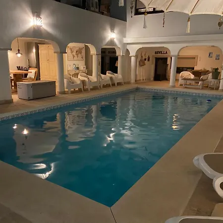 Апартаменты Casa Holandaluzas Near Beach, With Salt Water Pool And Private Parking *