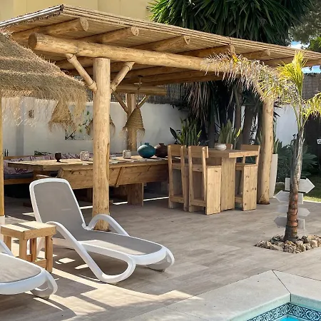 Casa Holandaluzas Near Beach, With Salt Water Pool And Private Parking