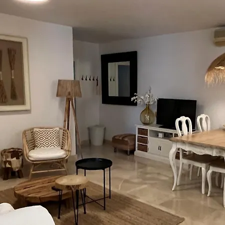 Casa Holandaluzas Near Beach, With Salt Water Pool And Private Parking Apartment