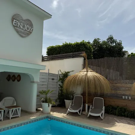 Apartment Casa Holandaluzas Near Beach, With Salt Water Pool And Private Parking Marbella