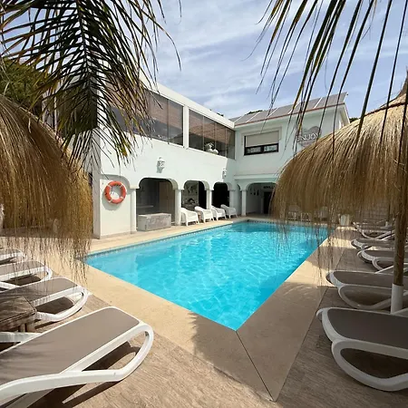Casa Holandaluzas Near Beach, With Salt Water Pool And Private Parking