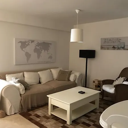 Casa Holandaluzas Near Beach, With Salt Water Pool And Private Parking Daire Marbella