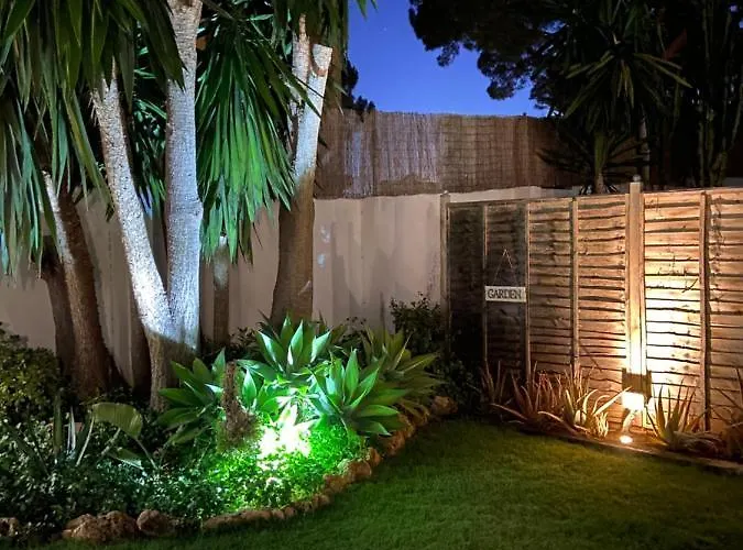 Casa Holandaluzas Near Beach, With Salt Water Pool And Private Parking