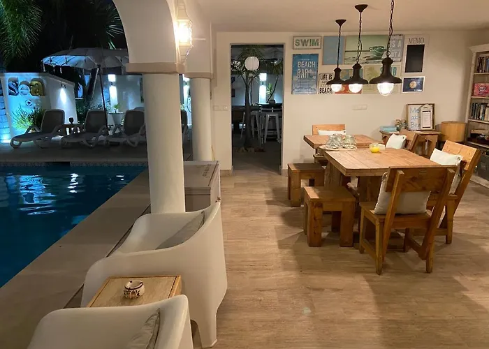 Apartament Casa Holandaluzas Near Beach, With Salt Water Pool And Private Parking