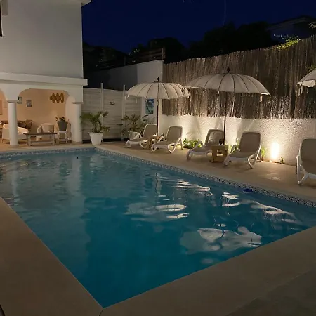 Casa Holandaluzas Near Beach, With Salt Water Pool And Private Parking شقة
