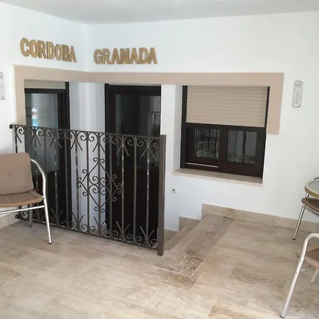 Apartment Casa Holandaluzas Near Beach, With Salt Water Pool And Private Parking Marbella