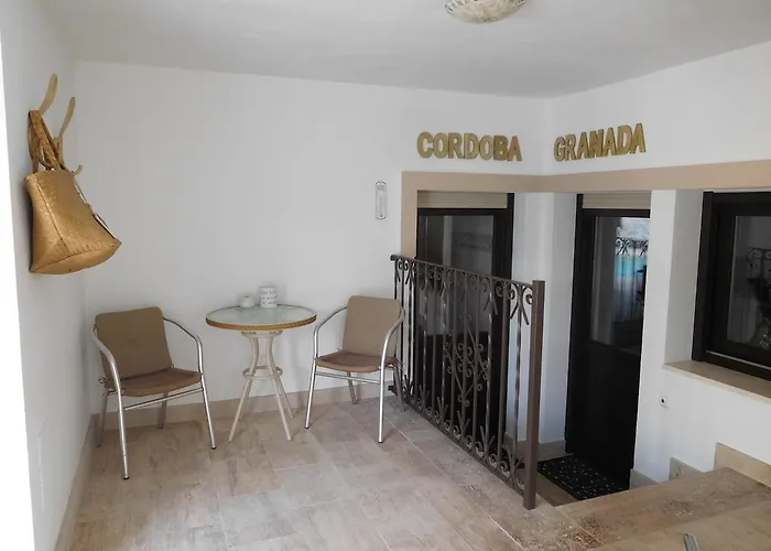 Casa Holandaluzas Near Beach, With Salt Water Pool And Private Parking Appartement